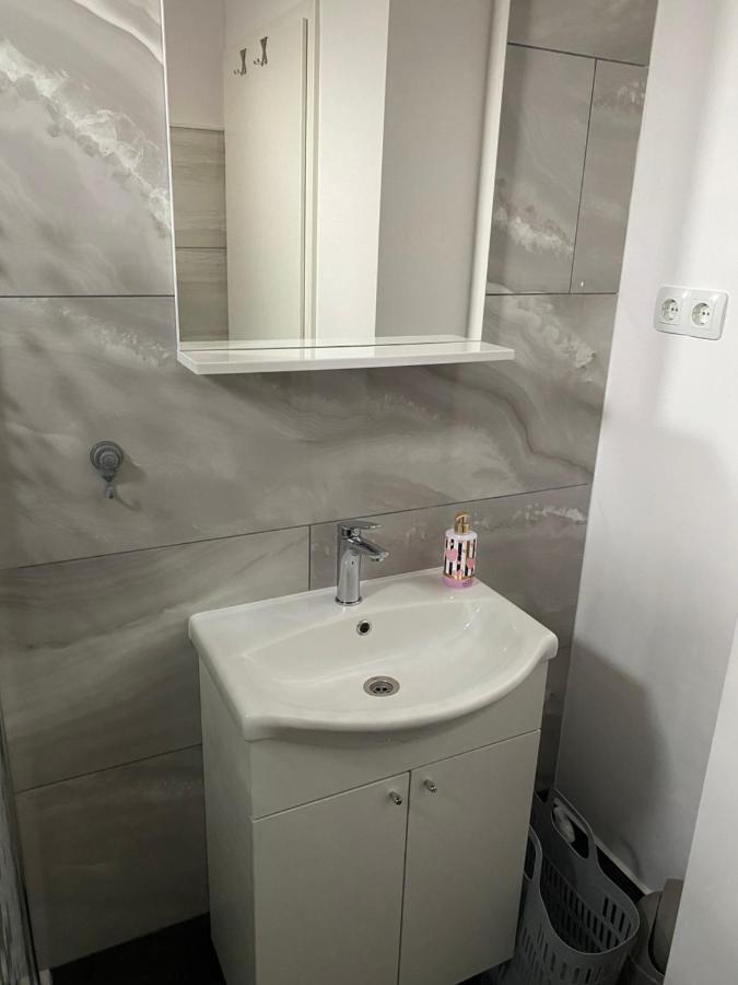 Studio Apartman Valentina Velika Mlaka Buitenkant foto